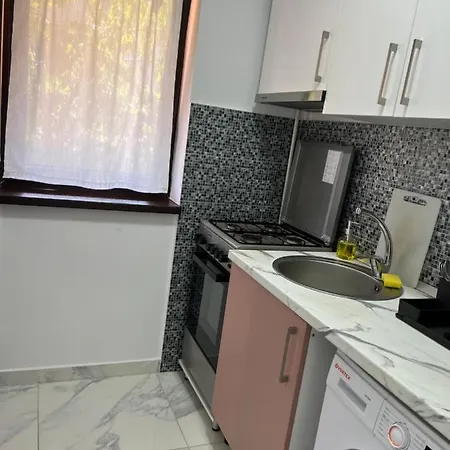 בוקרשט Home Naya מראה חיצוני תמונה