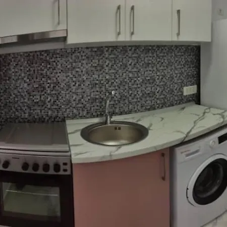 בוקרשט Home Naya מראה חיצוני תמונה